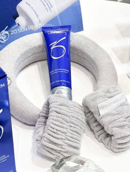 Hovedbilde ZO KAMPANJE COMPLEXION SERUM + MASQUE - FÅ GAVE