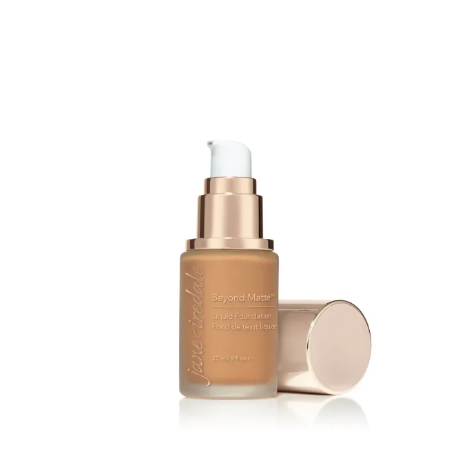 Hovedbilde Beyond Matte Liquid Foundation